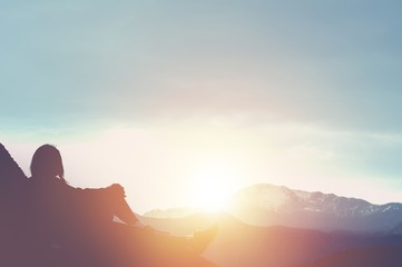 济南大学书记范/济南大学范大伟